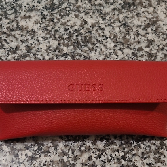 Guess Vibrant Red Clutch - Picture 6 of 6